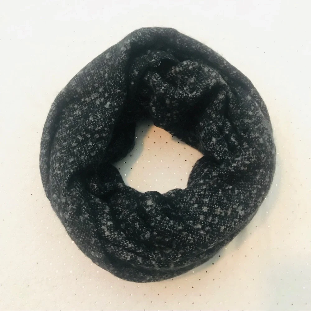 NWOT Mixit Oversized Soft Wool Circle Scarf